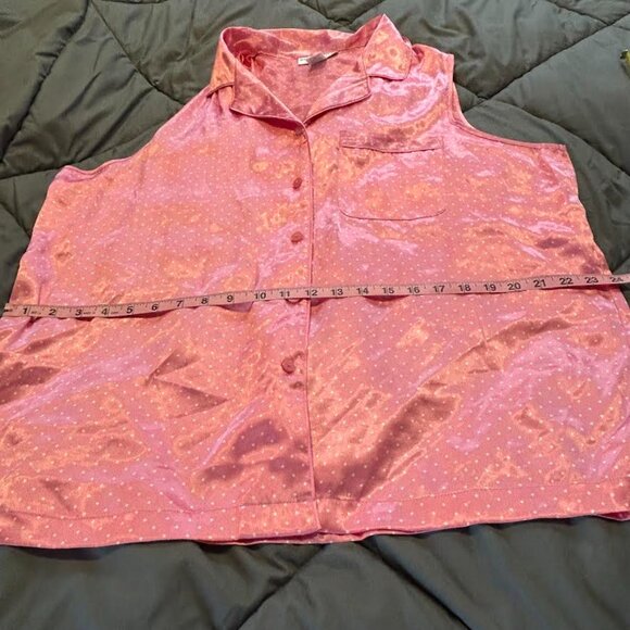 Morgan Taylor Pink and White Polka Dot Pajama Set - Picture 10 of 14